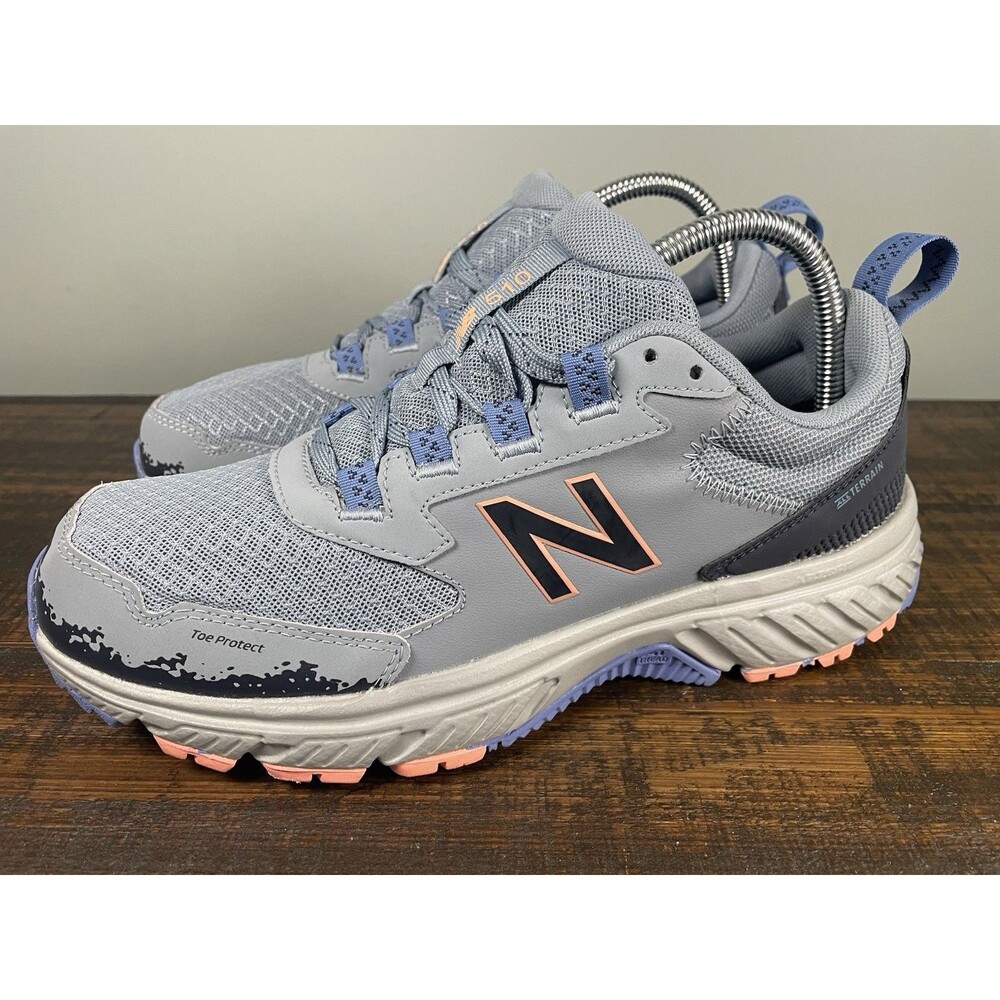 New Balance Women's Light Gray and Lavender Trail Running Shoes